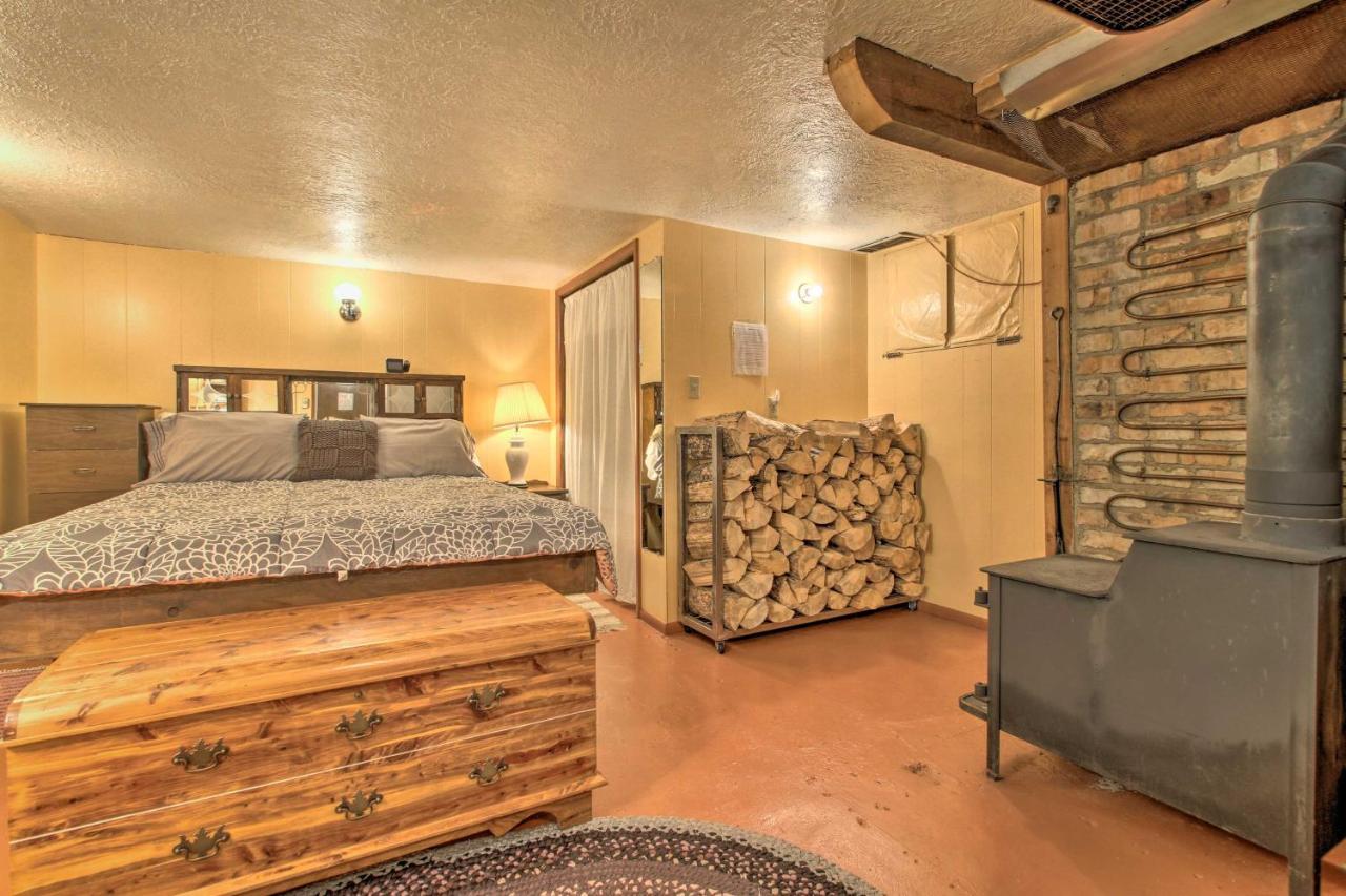 Cozy Home With Hot Tub Half Mi To Salmon River! Екстериор снимка
