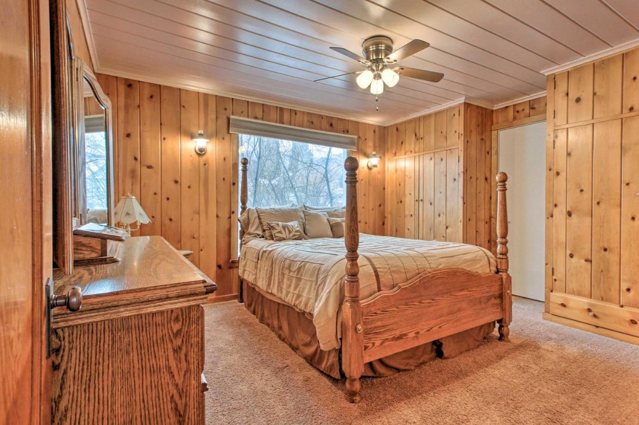 Cozy Home With Hot Tub Half Mi To Salmon River! Екстериор снимка