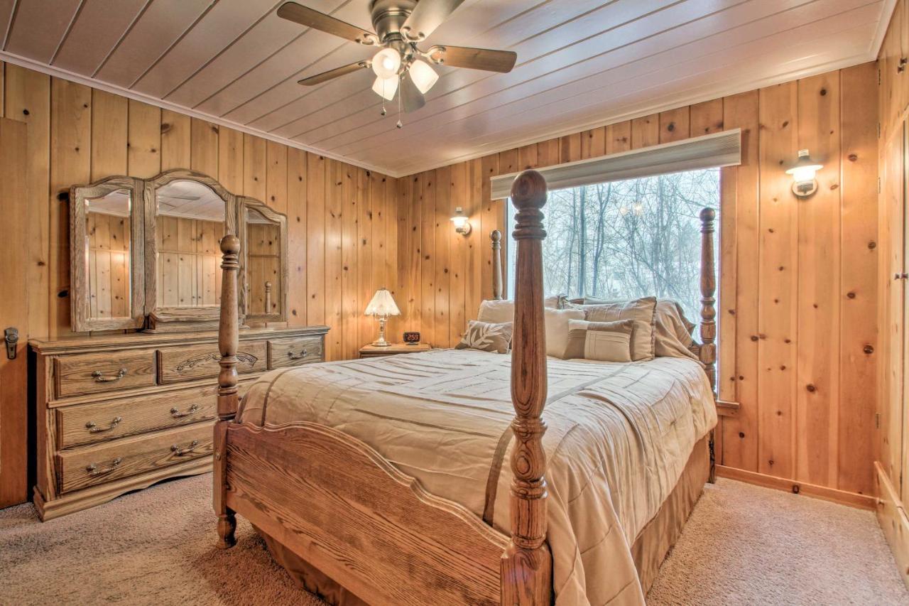 Cozy Home With Hot Tub Half Mi To Salmon River! Екстериор снимка